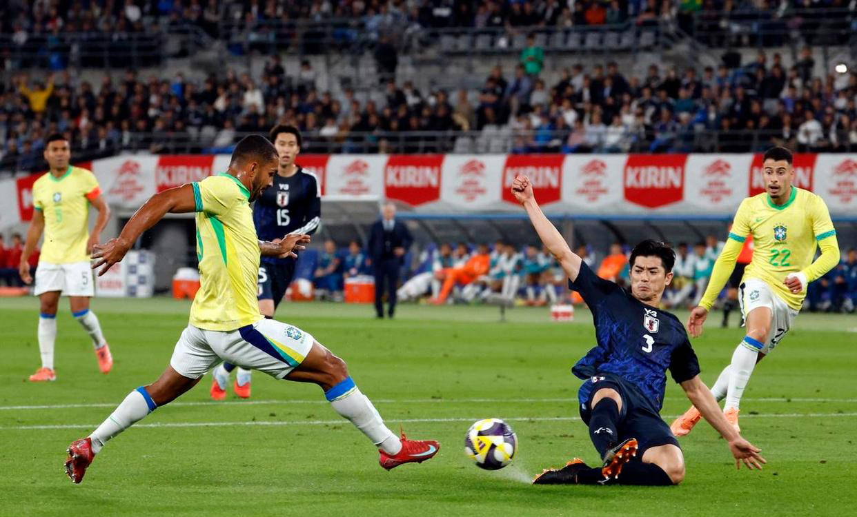 包含强强相遇,足球赛事精彩纷呈的词条 包含强强相遇,足球赛事精彩纷呈的词条