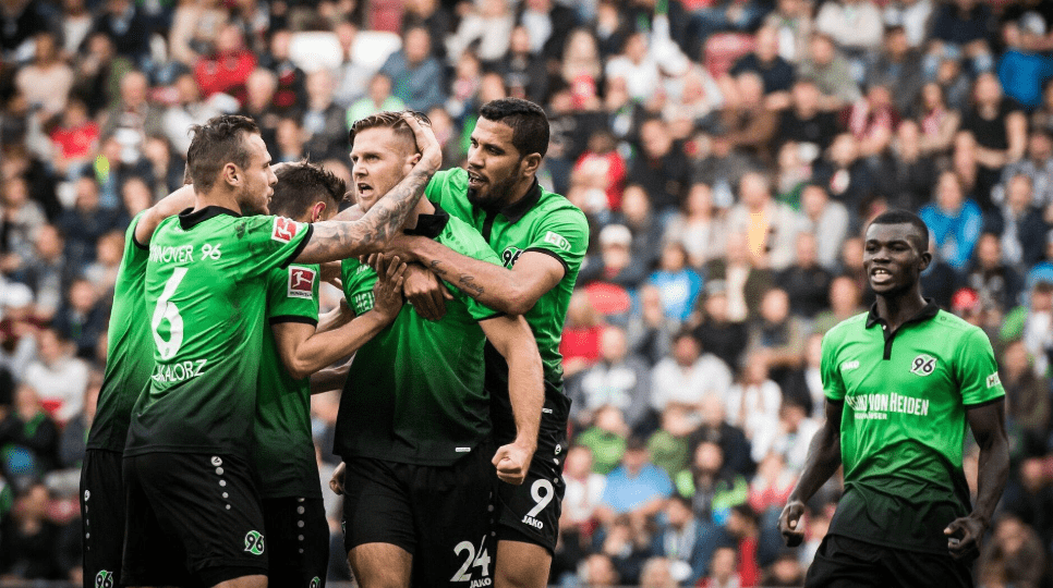 包含汉诺威客场全取三分,提升排名的词条 包含汉诺威客场全取三分,提升排名的词条