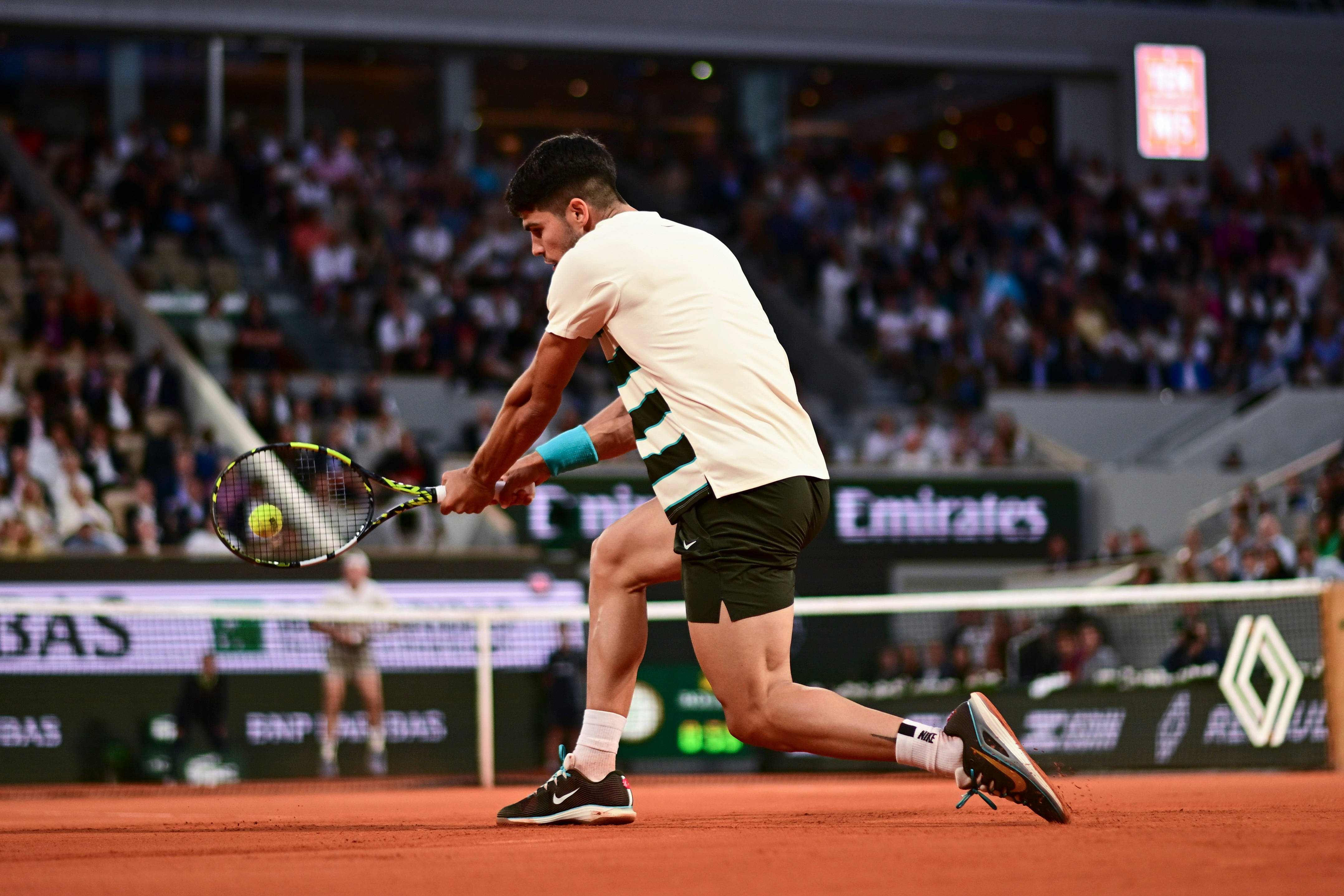 澳大利亚网球队强势日本网球队,阿尔卡拉斯高光表现 澳大利亚网球队强势日本网球队,阿尔卡拉斯高光表现