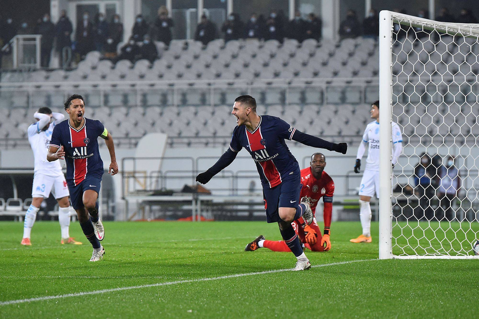 关于巴黎完胜马赛,范戴克点燃赛场的信息 关于巴黎完胜马赛,范戴克点燃赛场的信息