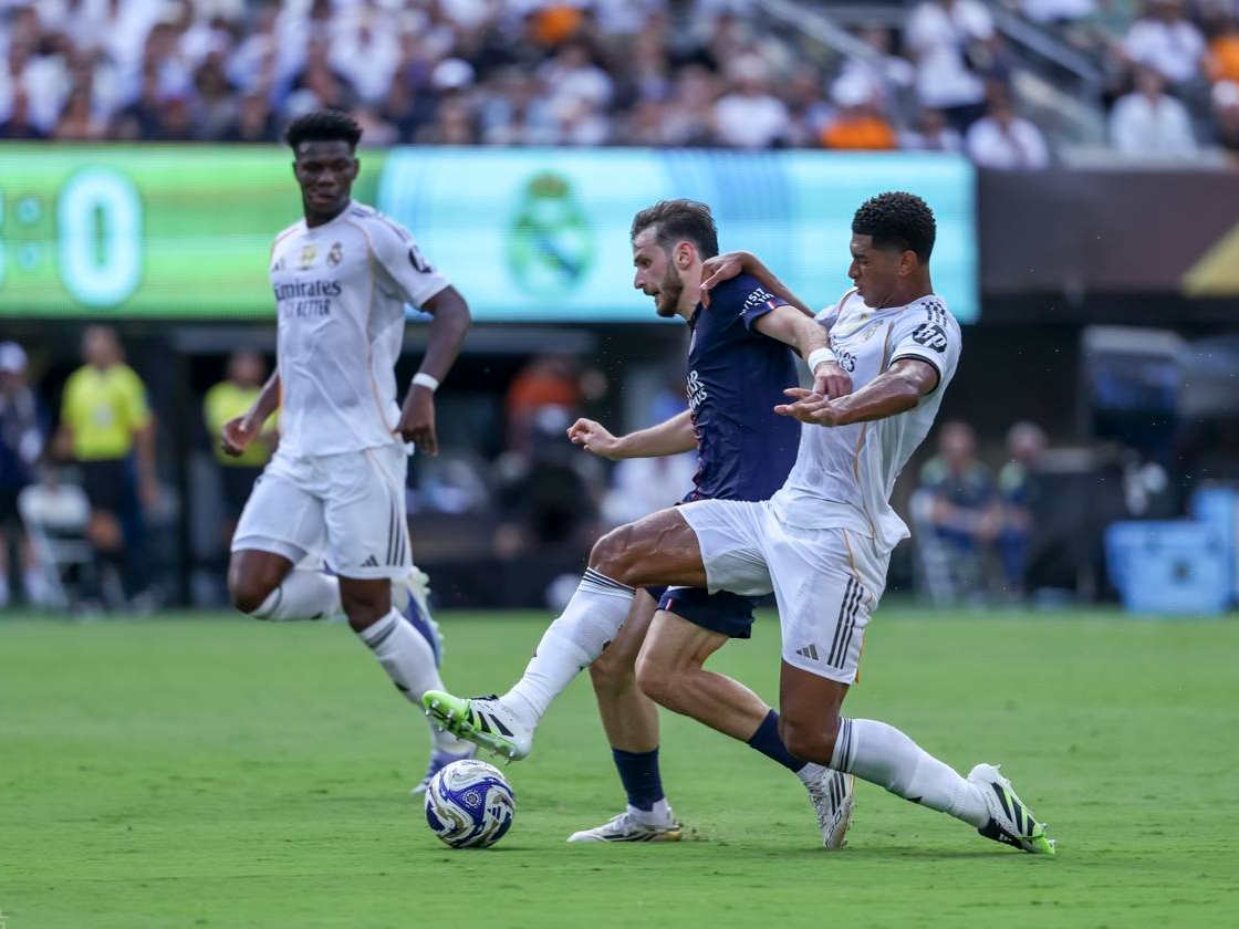 关于巴黎完胜马赛,范戴克点燃赛场的信息 关于巴黎完胜马赛,范戴克点燃赛场的信息