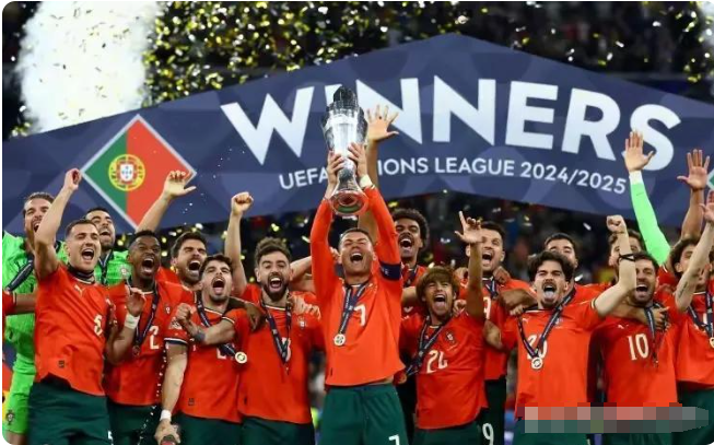 开云体育APP下载-欧国联赛事上演惊险对决，胜负悬念备受关注的简单介绍