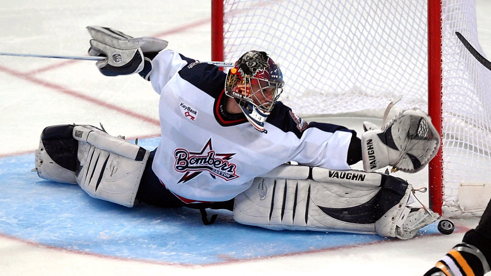 街道狂飙与北欧神话，瑞典车手在F1焦点战中力压爱尔兰新星