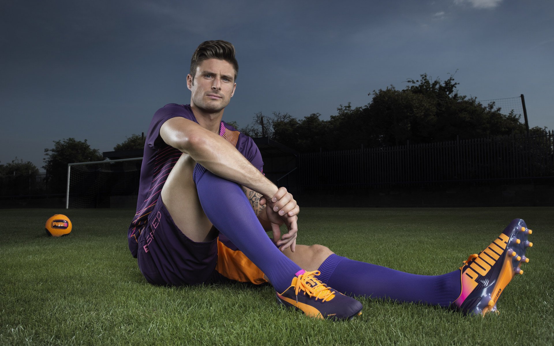 当传奇照进现实，C罗高光映衬下，哥伦比亚逆转美国的足球启示